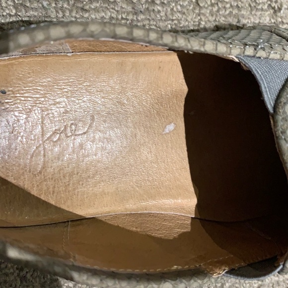 Joie Kidmore Animal Print Slip On Sneakers - stylish and comfortable! - Picture 3 of 6